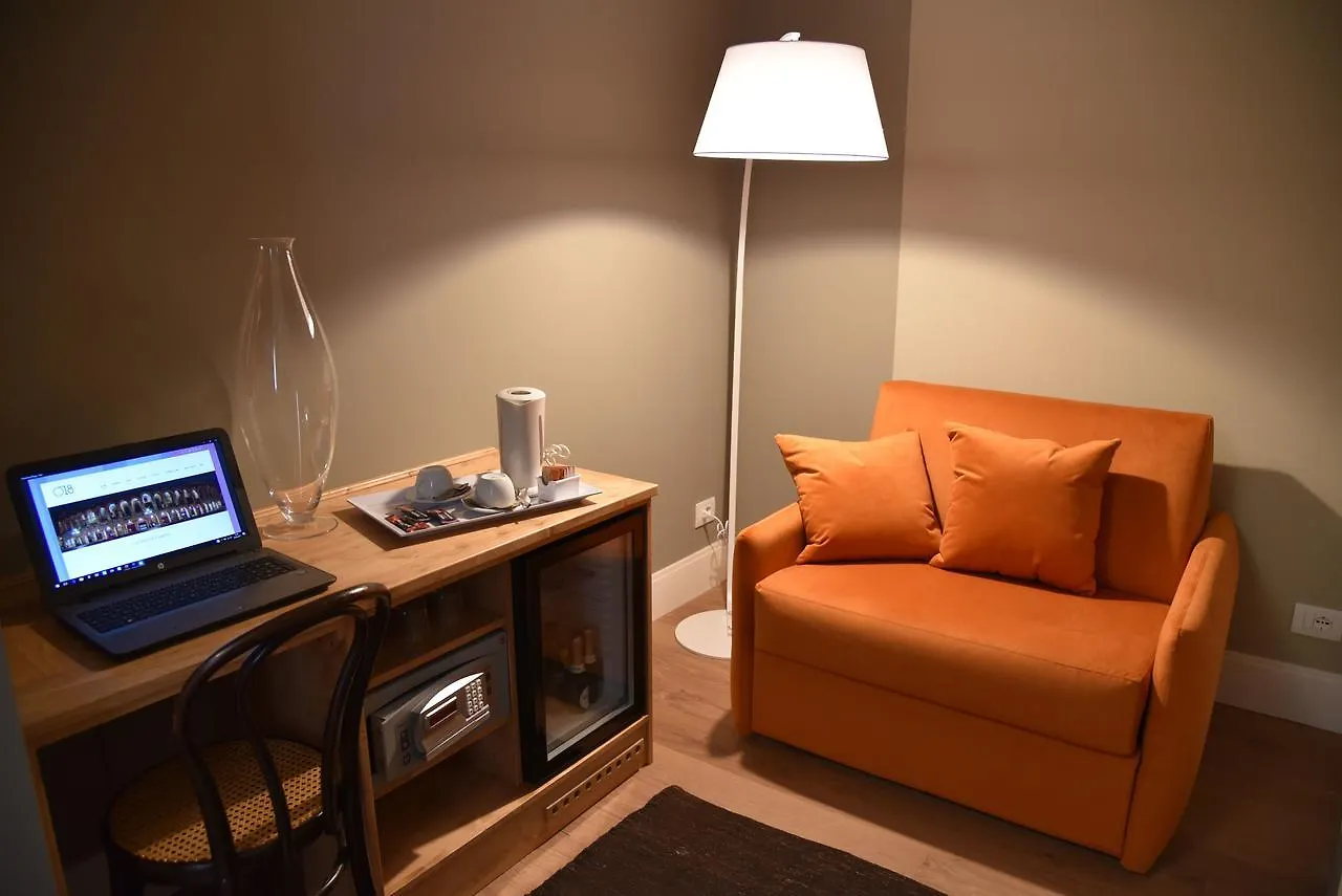 B&B Oberdan 18 Verona 3*,  Italy